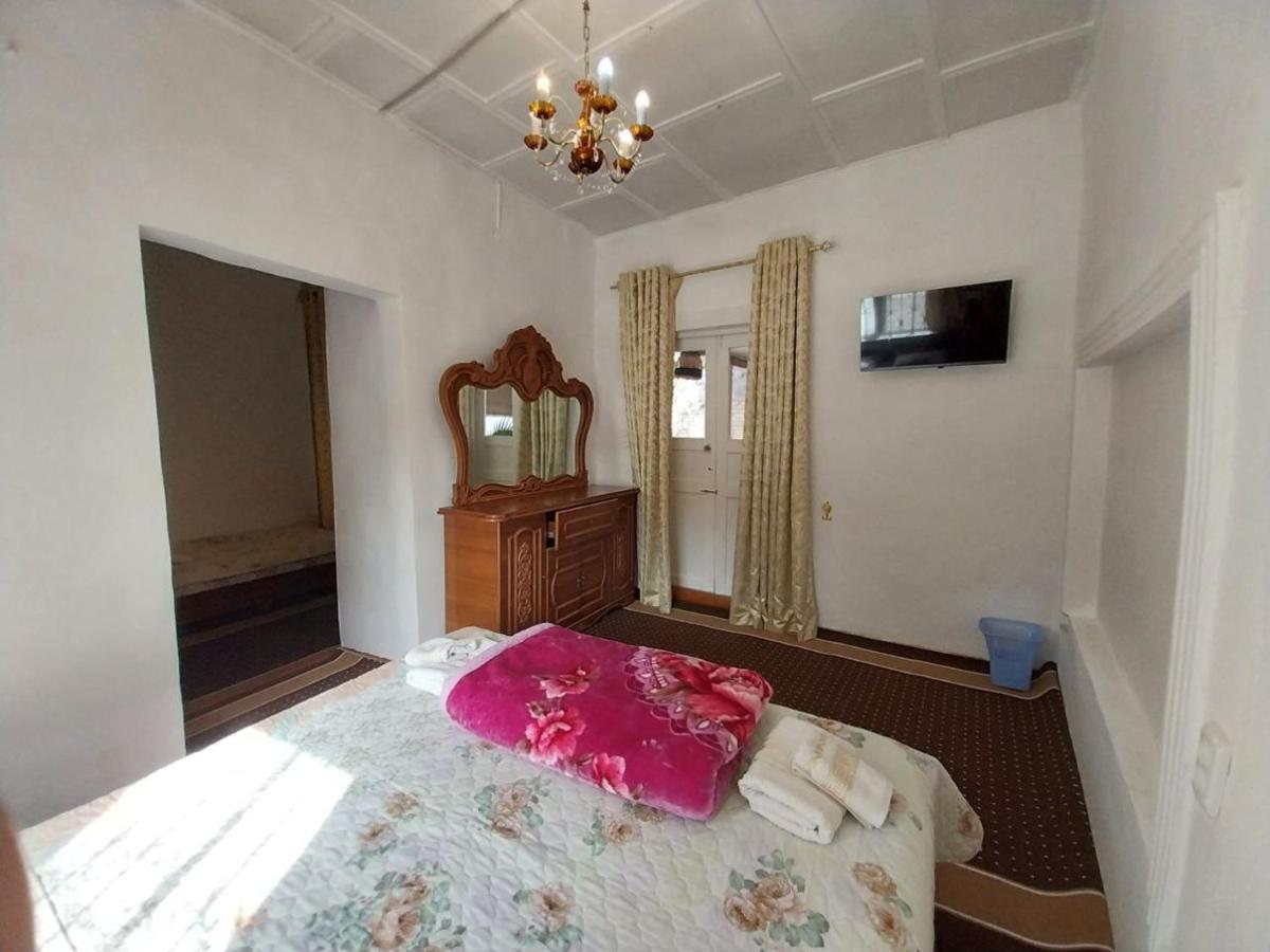 Fayz Guest House سمرقند الغرفة الصورة